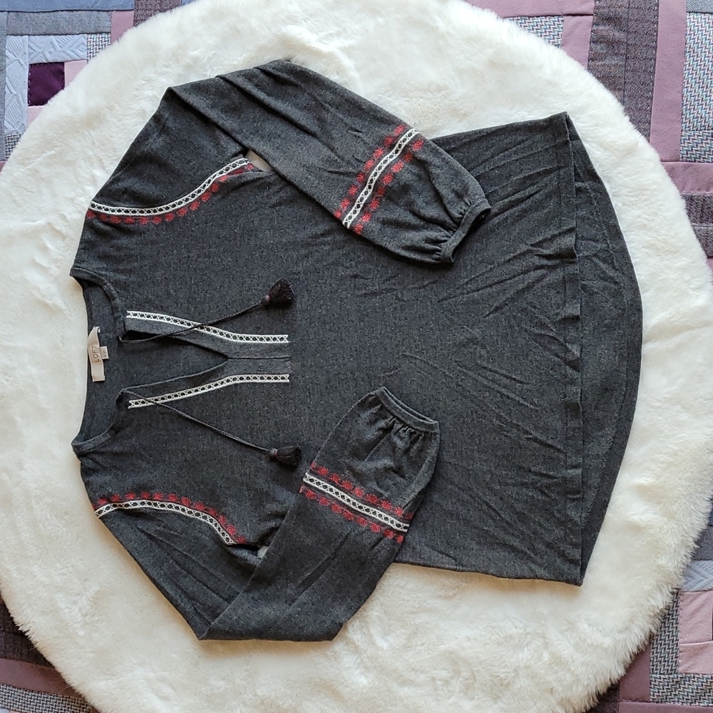 LOFT Gray Boho Hippie Summer Embroidered Tassle Lightweight Casual Peasant Top